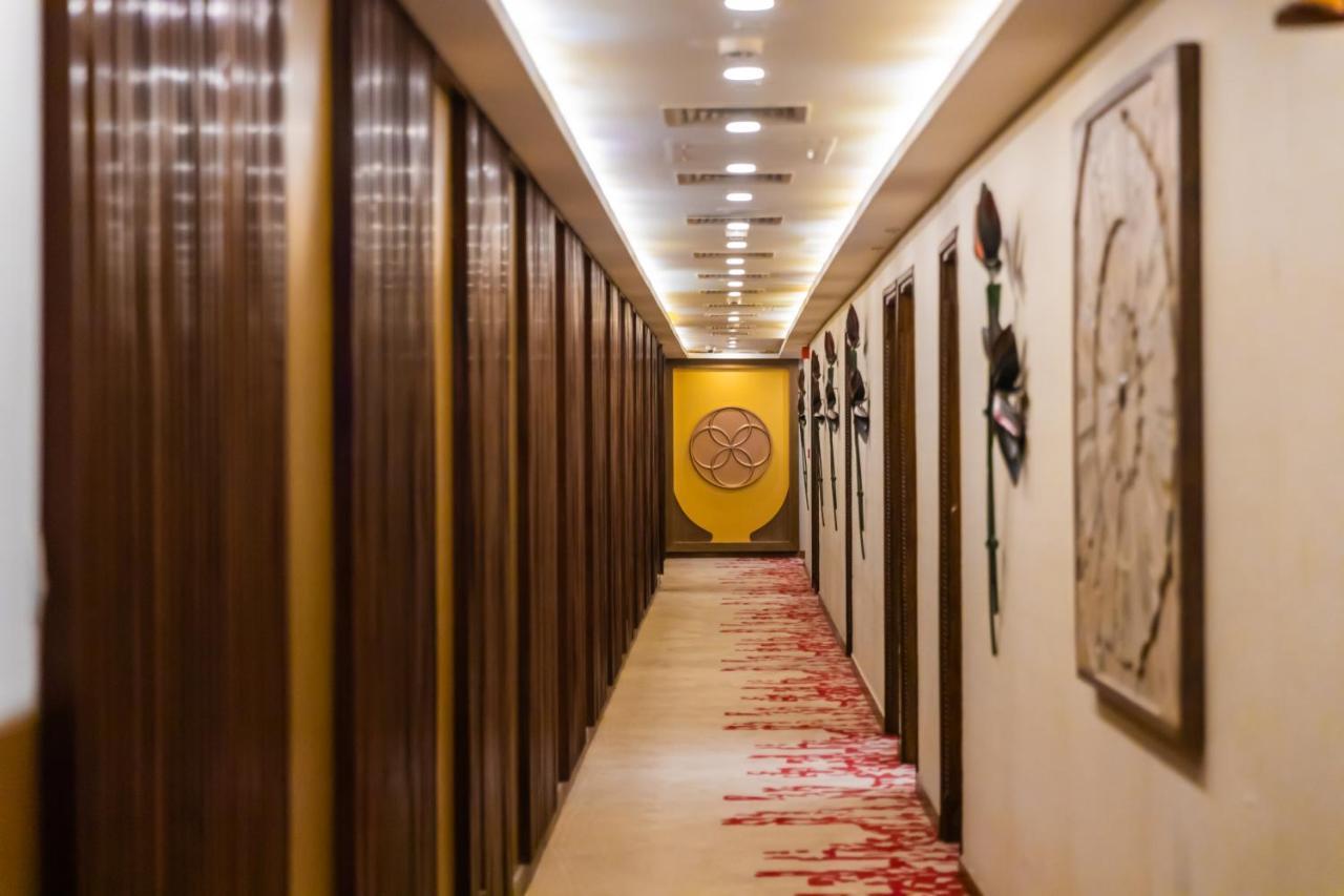 Hotel Shanti Palace Mahipalpur Nueva Delhi Exterior foto